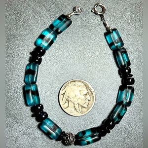 Black & Blue Glass Bead Bracelet